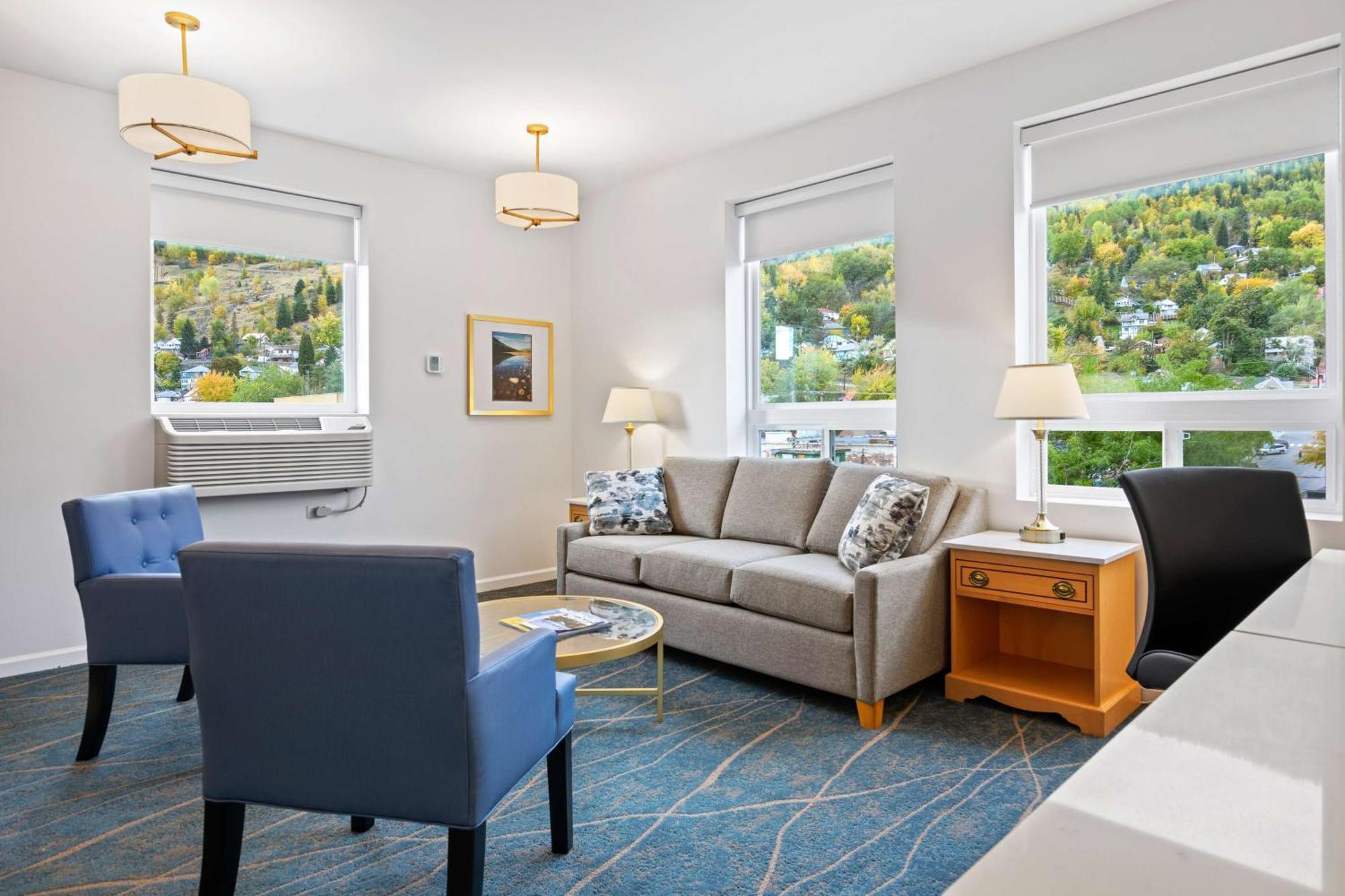 Crown Columbia Hotel; BW Premier Collection Trail Экстерьер фото